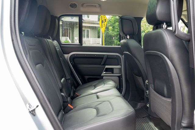 2023 Land Rover Defender MSRP$89645/ColdClimatePkg/Comfort&ConveniencePkg/NAV - 23025017 - 52