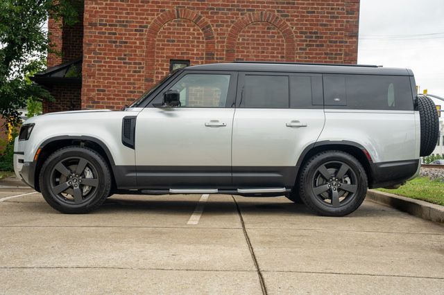 2023 Land Rover Defender MSRP$89645/ColdClimatePkg/Comfort&ConveniencePkg/NAV - 23025017 - 7