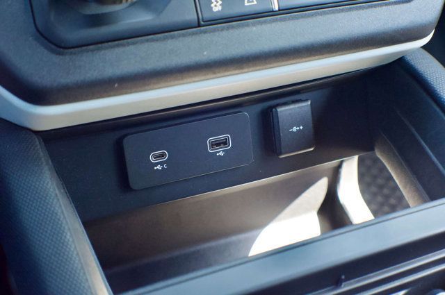 2023 Land Rover Defender X-Dynamic/Heated&Cooled Seats/Blind Spot/Lane Departure Warning - 23011336 - 35