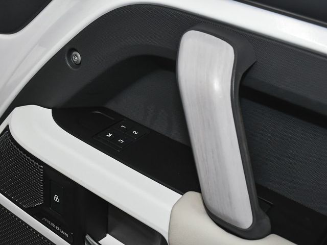 2023 Land Rover Defender 110 S - 23038938 - 14