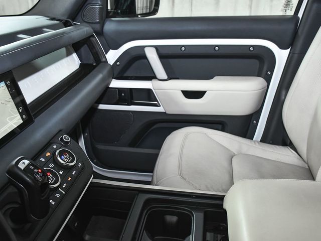 2023 Land Rover Defender 110 S - 23038938 - 39