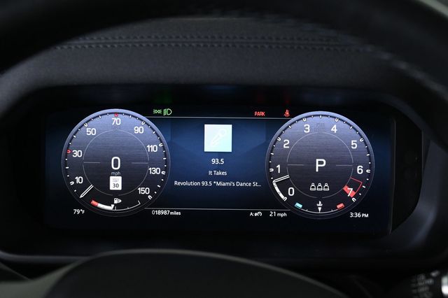 2023 Land Rover Defender 110 SE - 22953530 - 11