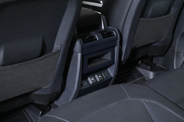 2023 Land Rover Defender 110 SE - 22953530 - 17