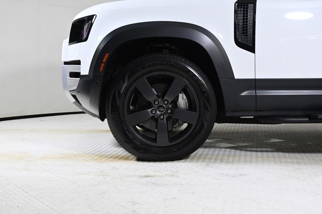 2023 Land Rover Defender 110 SE - 22953530 - 23