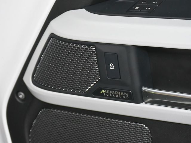 2023 Land Rover Defender 110 SE - 23007257 - 15