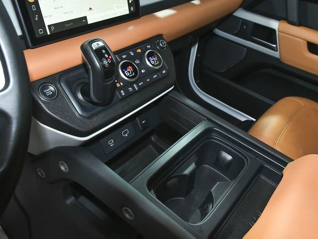 2023 Land Rover Defender 110 SE - 23007257 - 37