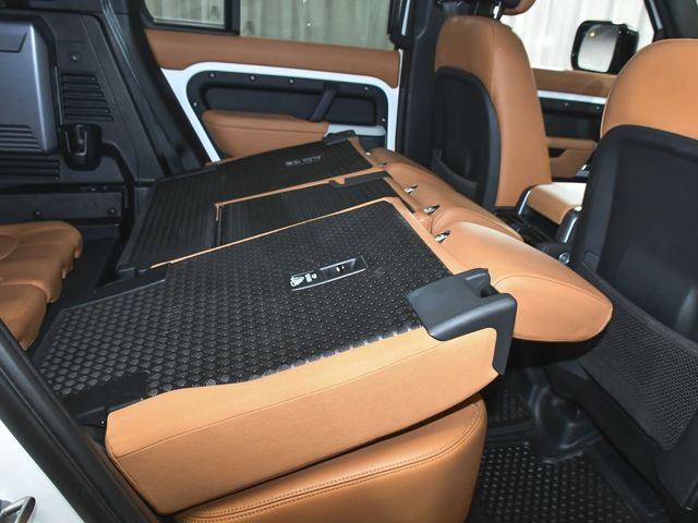 2023 Land Rover Defender 110 SE - 23007257 - 55