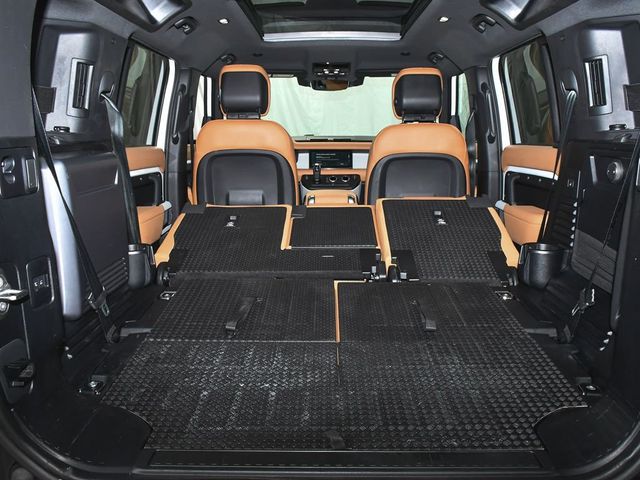 2023 Land Rover Defender 110 SE - 23007257 - 65