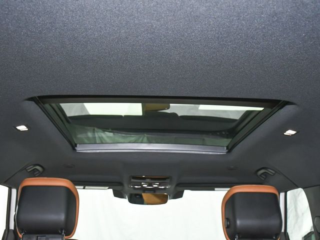 2023 Land Rover Defender 110 SE - 23007257 - 70