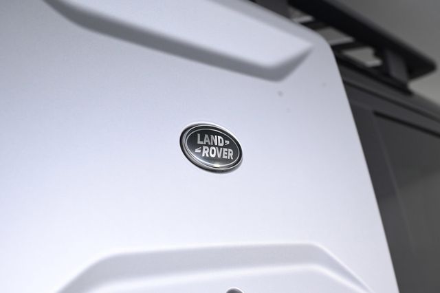 2023 Land Rover Defender 110 X - 22968814 - 19