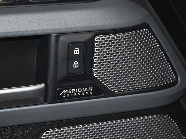 2023 Land Rover Defender 110 X - 22905846 - 10