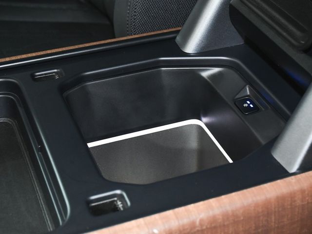 2023 Land Rover Defender 110 X - 22905846 - 47