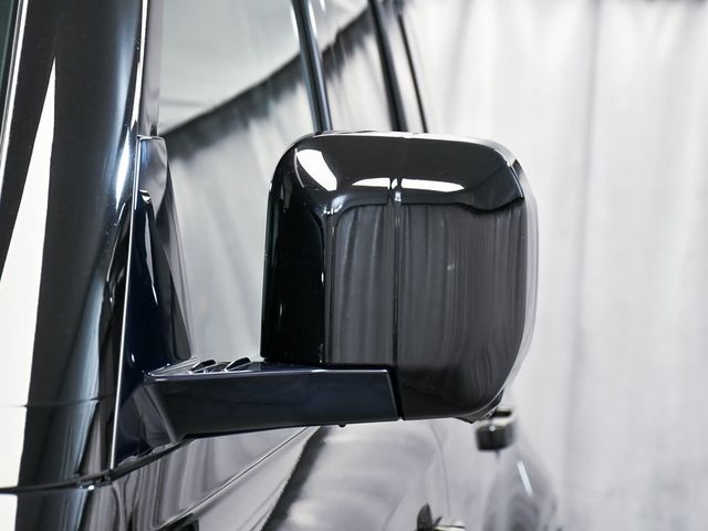 2023 Land Rover Defender 110 X - 22905846 - 96