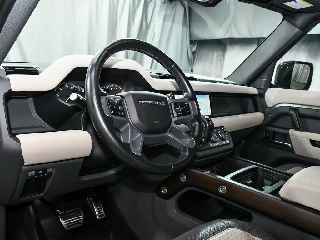 2023 Land Rover Defender 110 X-Dynamic SE photo 15