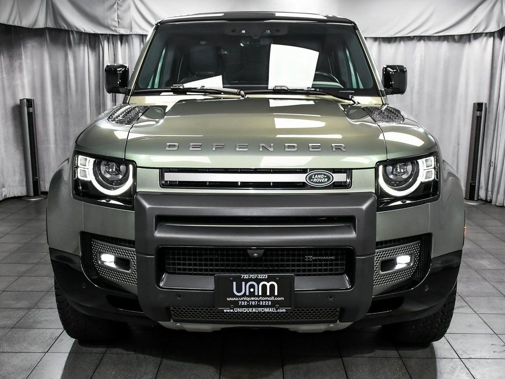 2023 Land Rover Defender 110 X-Dynamic SE photo 2