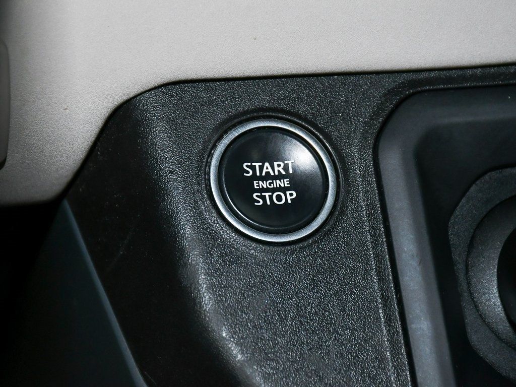 2023 Land Rover Defender 110 X-Dynamic SE photo 26