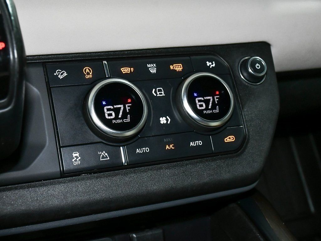 2023 Land Rover Defender 110 X-Dynamic SE photo 27
