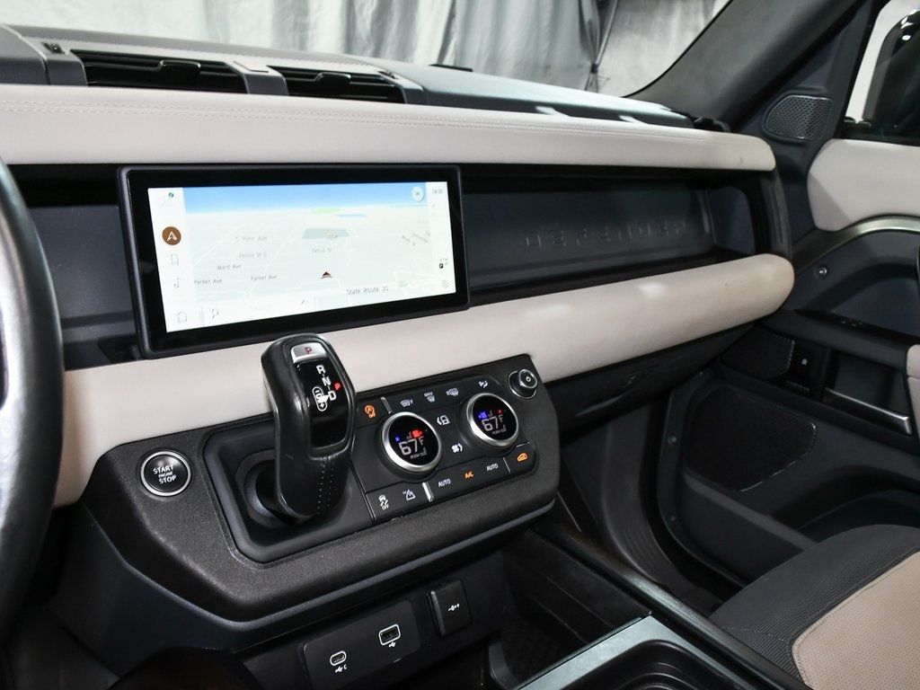 2023 Land Rover Defender 110 X-Dynamic SE photo 32