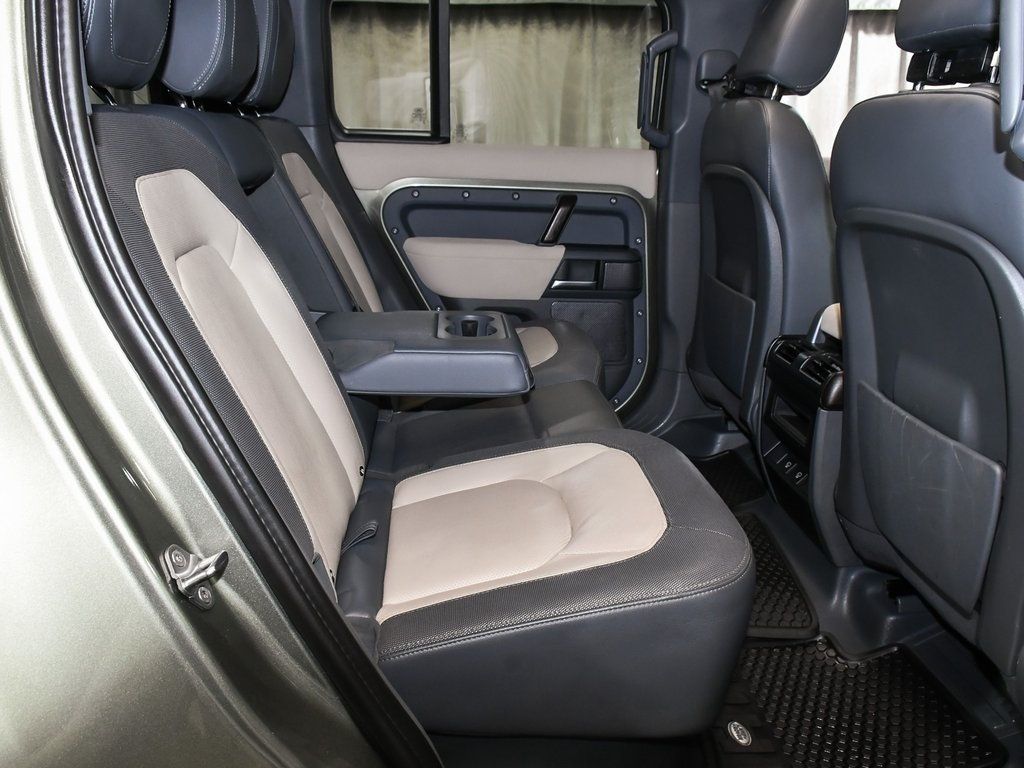 2023 Land Rover Defender 110 X-Dynamic SE photo 41