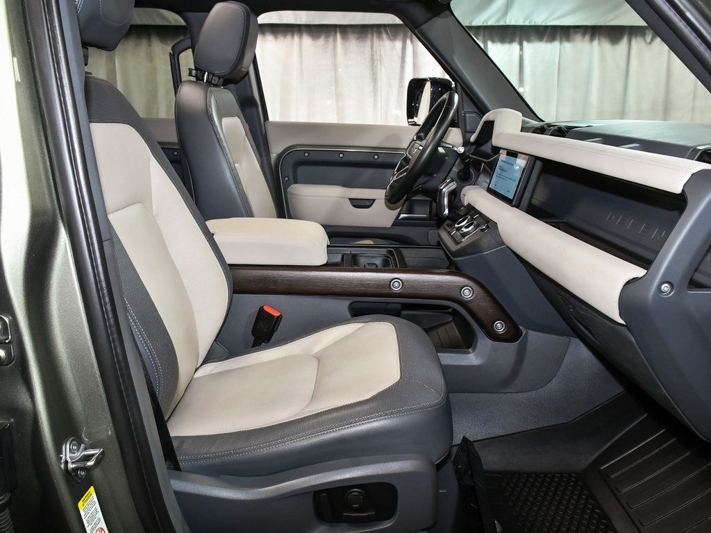 2023 Land Rover Defender 110 X-Dynamic SE photo 42