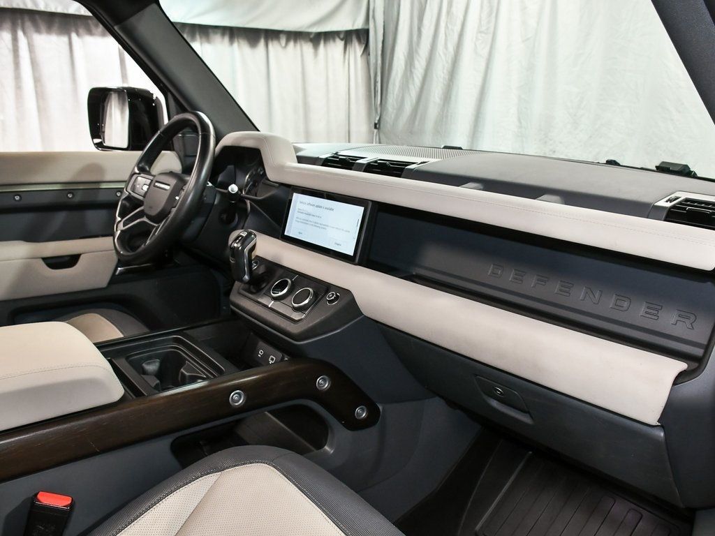 2023 Land Rover Defender 110 X-Dynamic SE photo 44