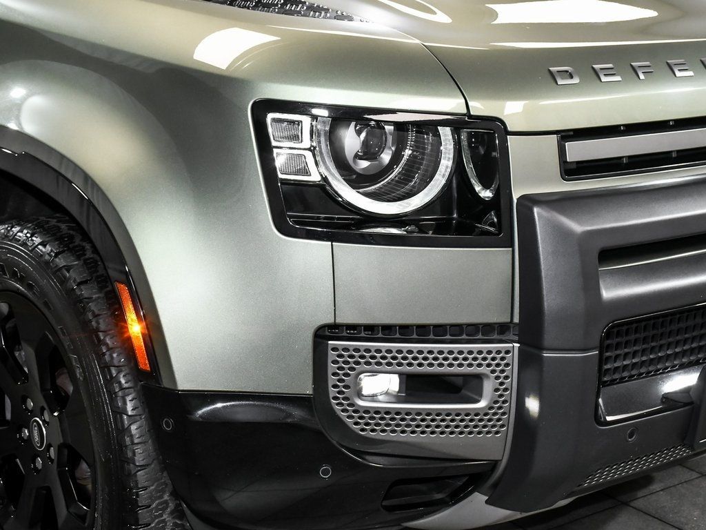 2023 Land Rover Defender 110 X-Dynamic SE photo 57