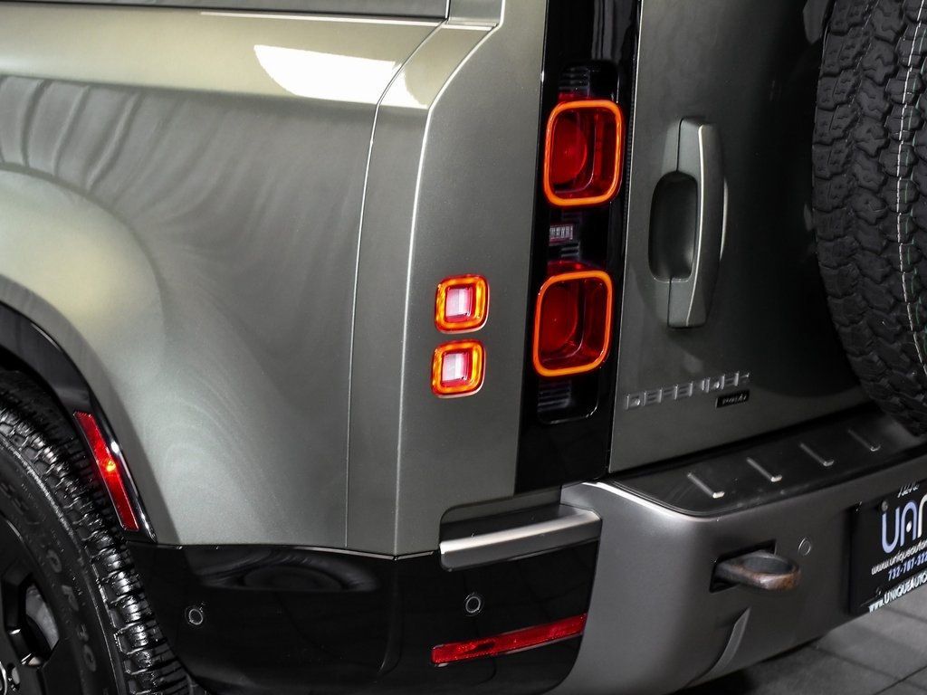 2023 Land Rover Defender 110 X-Dynamic SE photo 61