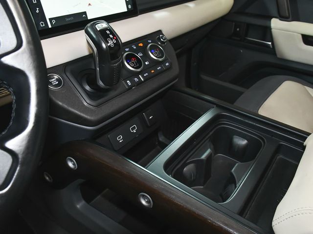 2023 Land Rover Defender 110 X-Dynamic SE - 23007332 - 39