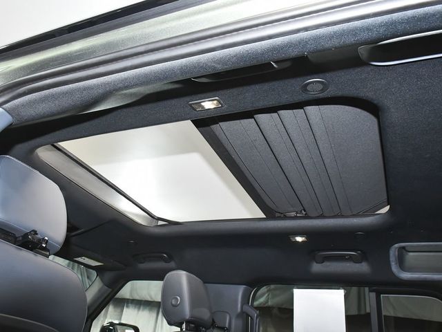 2023 Land Rover Defender 110 X-Dynamic SE - 23007332 - 49