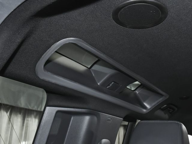 2023 Land Rover Defender 110 X-Dynamic SE - 23007332 - 64