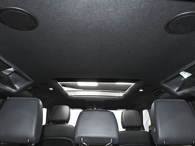 2023 Land Rover Defender 110 X-Dynamic SE - 23007332 - 65