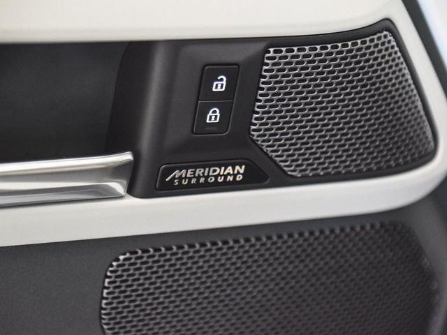 2023 Land Rover Defender 110 X-Dynamic SE - 22938227 - 9