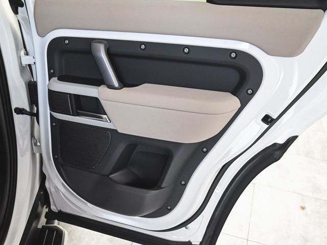 2023 Land Rover Defender 110 X-Dynamic SE - 22938227 - 12