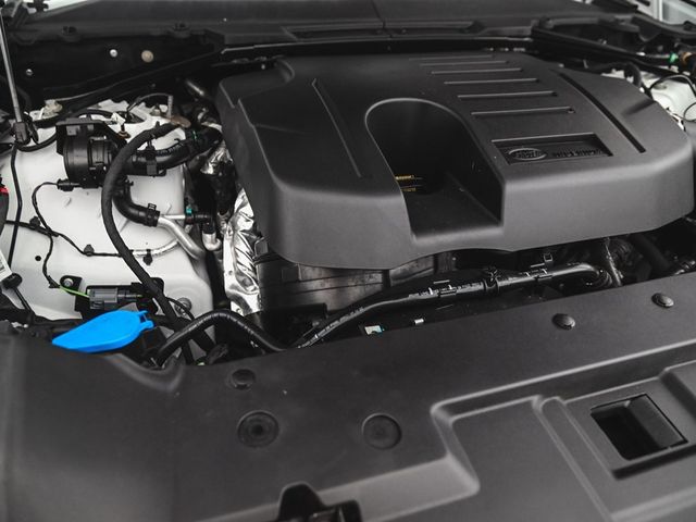 2023 Land Rover Defender 110 X-Dynamic SE - 22938227 - 32