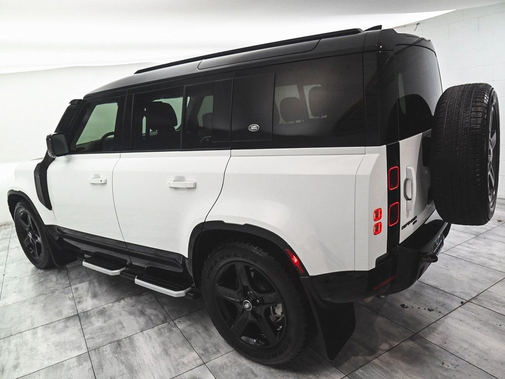 2023 Land Rover Defender 110 X-Dynamic SE photo 2