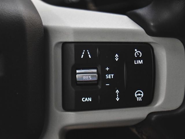 2023 Land Rover Defender 130 SE - 23002423 - 29