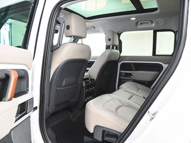 2023 Land Rover Defender 130 SE - 23002423 - 34