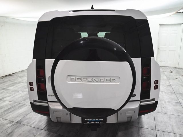 2023 Land Rover Defender 130 SE - 23002423 - 4