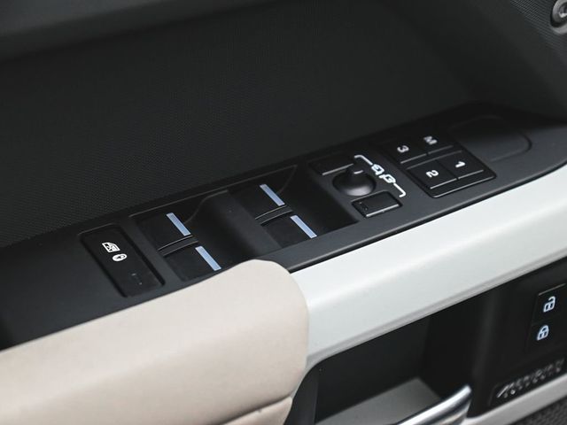 2023 Land Rover Defender 130 SE - 23002423 - 8