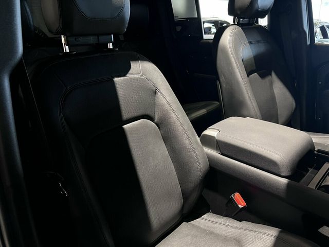 2023 Land Rover Defender 130 SE130AWD/22"GlossBlackWheels/BlackExteriorPkg/8-Passenger - 23075481 - 27