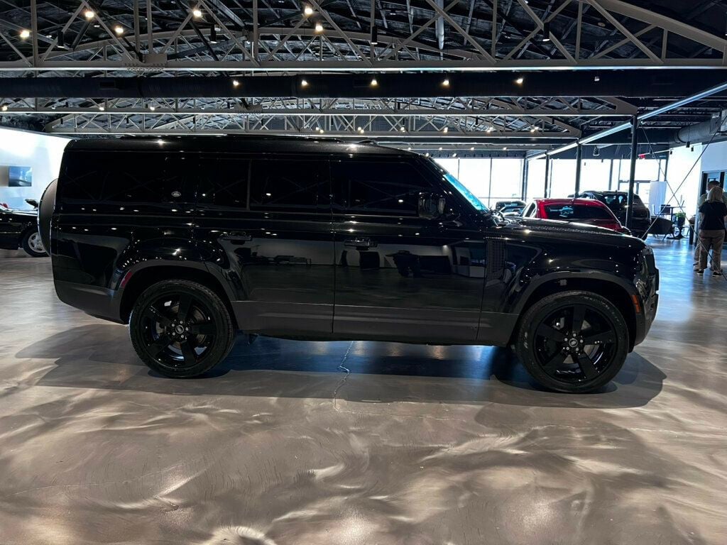 2023 Land Rover Defender 130 SE130AWD/22"GlossBlackWheels/BlackExteriorPkg/8-Passenger - 23075481 - 5