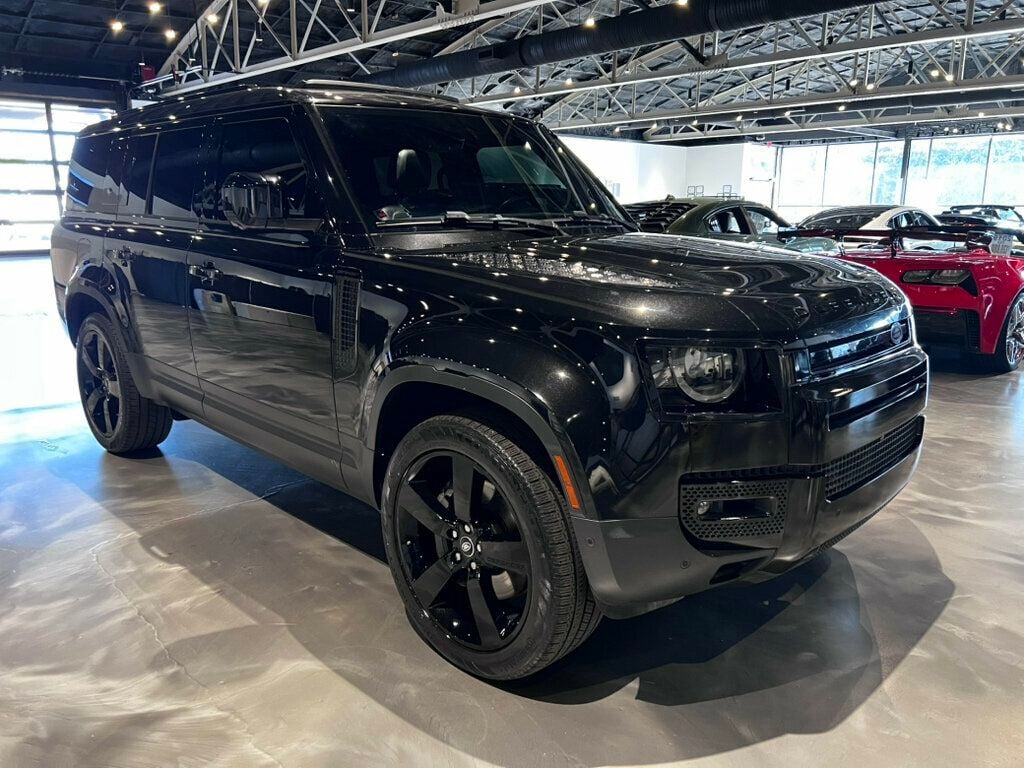 2023 Land Rover Defender 130 SE130AWD/22"GlossBlackWheels/BlackExteriorPkg/8-Passenger - 23075481 - 6