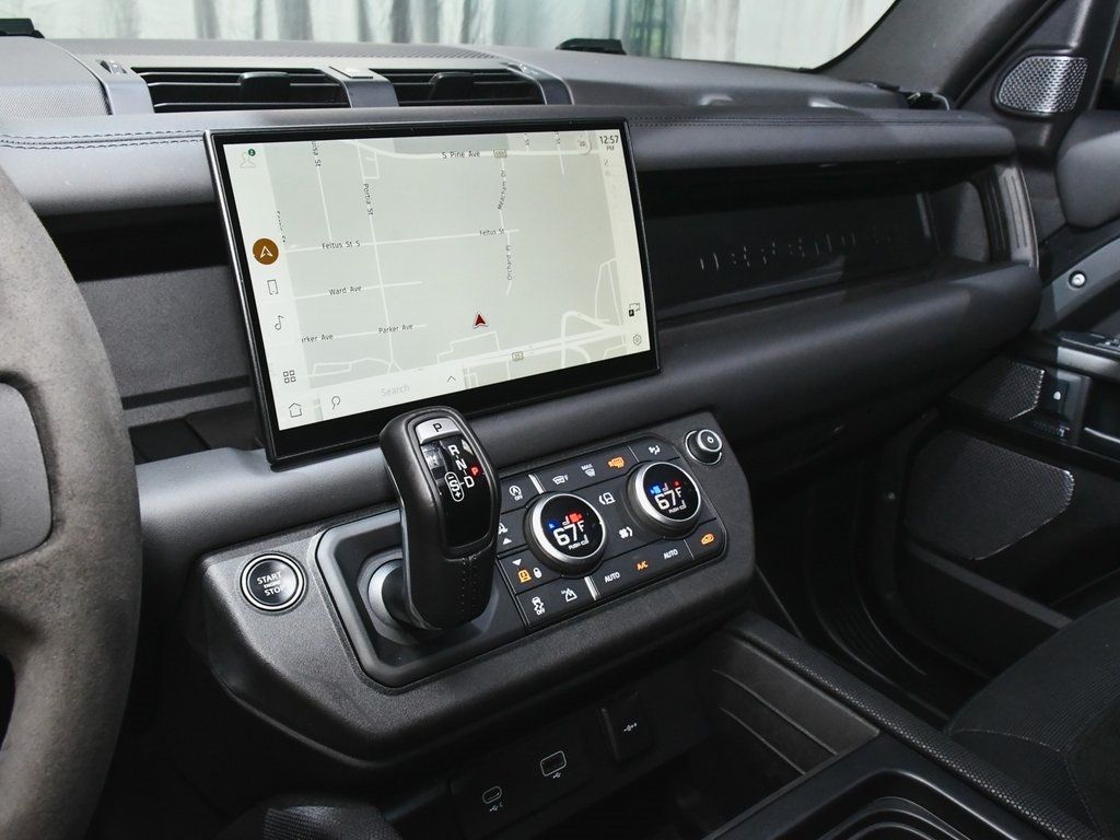 2023 Land Rover Defender 90 Carpathian Edition photo 28