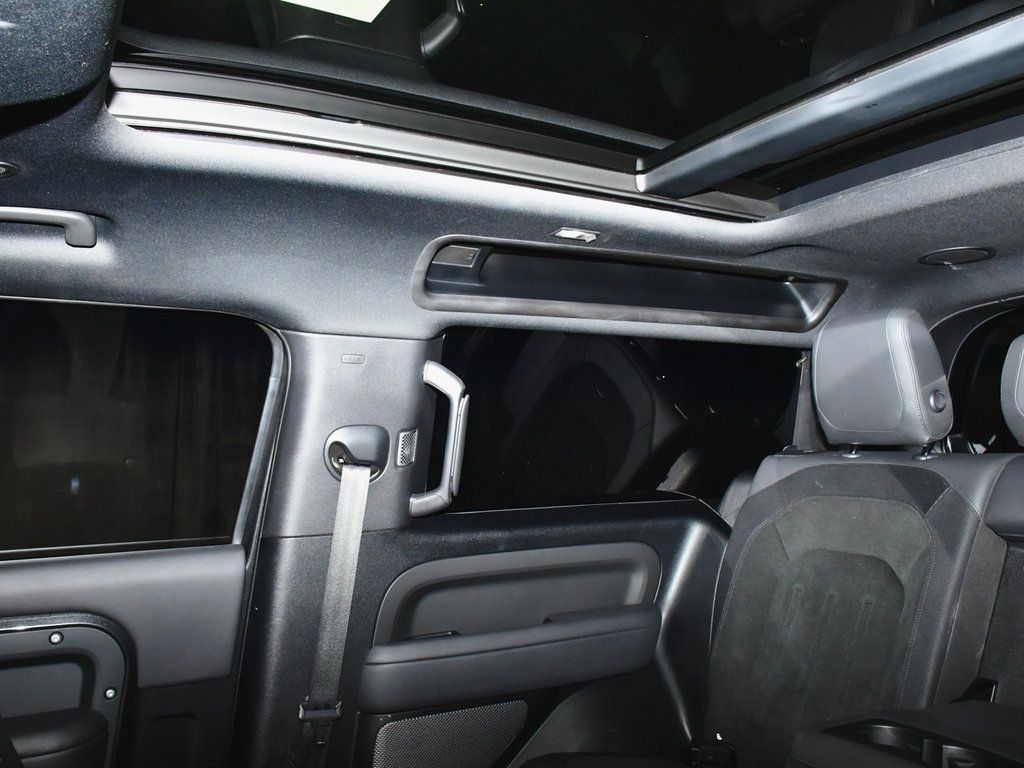 2023 Land Rover Defender 90 Carpathian Edition photo 36