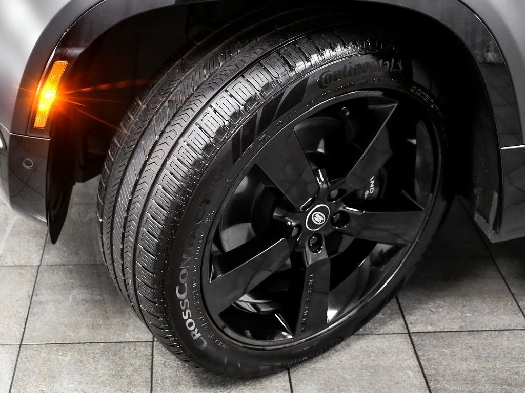 2023 Land Rover Defender 90 Carpathian Edition photo 6