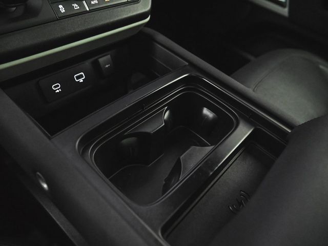 2023 Land Rover Defender 90 S - 22944842 - 20