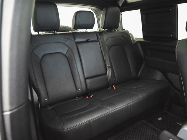 2023 Land Rover Defender 90 S - 22944842 - 29