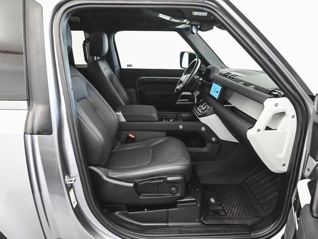 2023 Land Rover Defender 90 S - 22944842 - 30