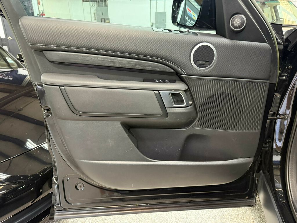 2023 Land Rover Discovery Metropolitan Edition/Heated&Cooled Massage Seat/Meridian Audio  - 23054751 - 15