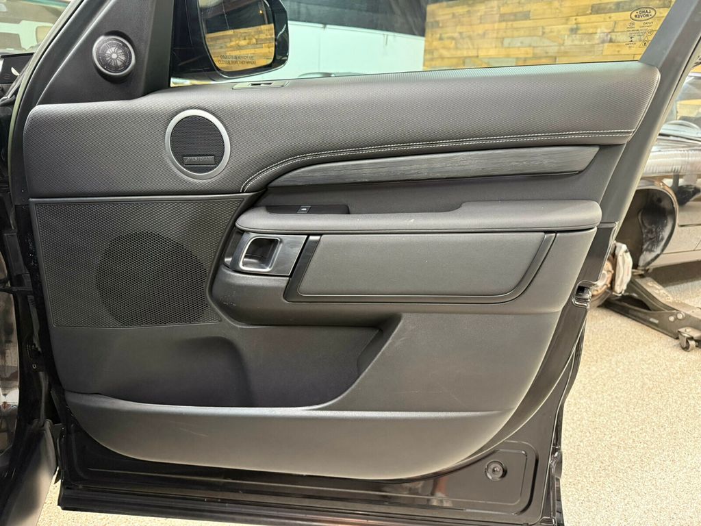 2023 Land Rover Discovery Metropolitan Edition/Heated&Cooled Massage Seat/Meridian Audio  - 23054751 - 27
